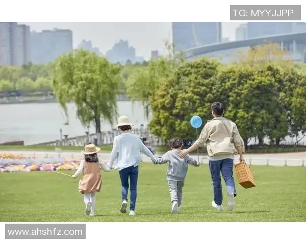 陈强的羽毛球人生深度对话探索他的成长与奋斗历程 陈强的羽毛球人生深度对话探索他的成长与奋斗历程