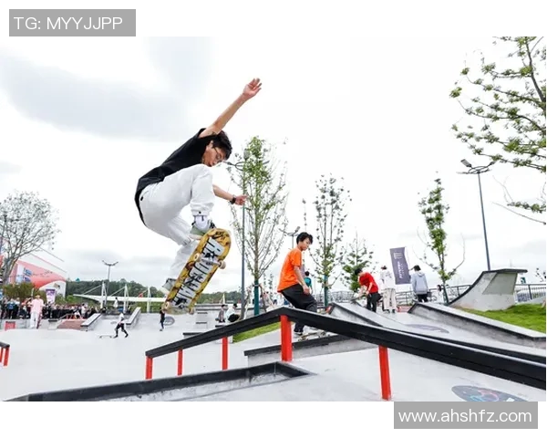 杭州滑板队勇攀高峰滑板精英赛背后的奋斗与突破故事 杭州滑板队勇攀高峰滑板精英赛背后的奋斗与突破故事